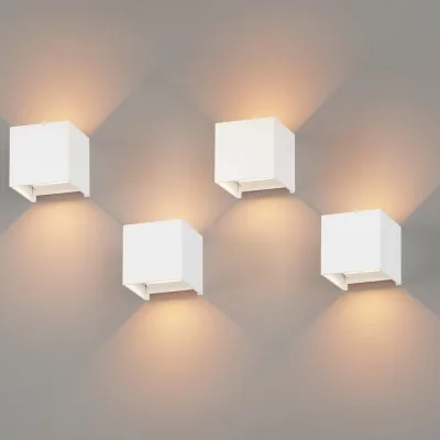 Produktbild von Set aus 4 LED-Wandleuchten, 12 Watt, warmweiß, IP65