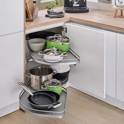 Produktbild von Kesseböhmer 600 mm Links LeMans II Eckschrank Beschlag silbergrau