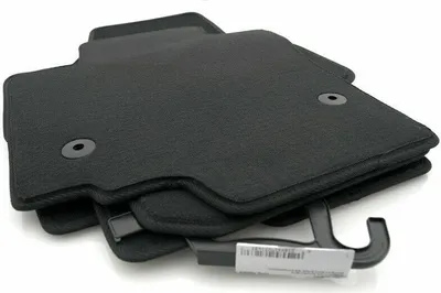 Produktbild von Fußmatten für Seat Altea (Facelift) Qualität Velours Automatten Nubuk Rand