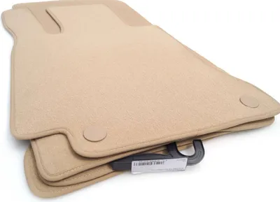 Immagine prodotto di tappetini beige Mercedes Classe E W212 S212 CLS C218 X218 tappetini auto originali di qualità velours 4 pezzi