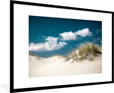 Produktbild von MuchoWow® MuchoWow® Gerahmtes Poster Strand - Dünen - Gras 90x60 cm - Poster mit zchwarzem Bilderrahmen - Wanddekoration - Fotos