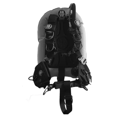 Obrázok produktu pre Postroj Oms Comfort III Signature z nehrdzavejúcej ocele s krídlom Performance Mono, 27 libier, sivá/čierna, univerzálna veľkosť