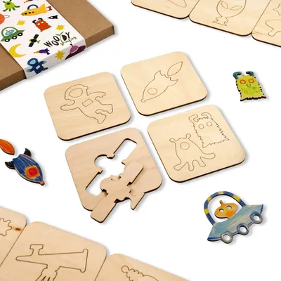 Produktbild von Holzschablonen zum Zeichnen für Kinder, Set mit 20 Stück 9,5x9,5cm Kosmos Universum, Montessori Lernspielzeug Vorlagen Kreative