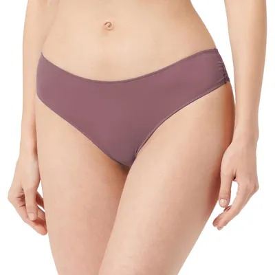 Produktbild von Triumph Lovely Micro Brazilian String, Farbe: Rose Brown UD/00UD, Größe: L  Modischer Slip mit geringer Bedeckung