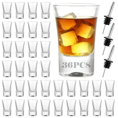 Produktbild von Ein Set mit 36 Gläsern für Aperitifs, inklusive 3 Ausgießhilfen