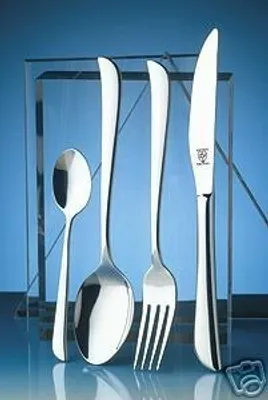 Produktbild von Justinus Besteck Twist 60-tlg. silber