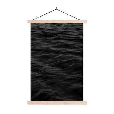 Produktbild von MuchoWow® Textilposter Wellen - Wasser - Schwarz - Weiß 120x180 cm mit holzfarbenen Rahmen - Textil-Plakat