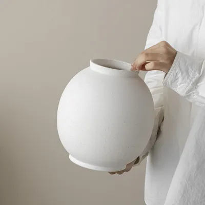 Immagine prodotto di Grande vaso in Vetroceramica bianca per fiori