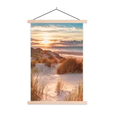 Produktbild von MuchoWow® Textilposter Düne - Pflanzen - Sonnenuntergang - Strand - Meer 120x180 cm mit holzfarbenen Rahmen - Textil-Plakat