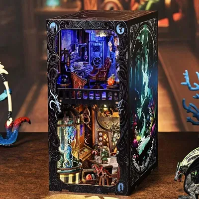 Obrázek produktu pro Habarri | DIY Book Nook - Komnata exotických zvířat - Puzzle 3D - Stavebnice miniaturního domečku s nábytkem a LED světlem - Stavebnice koutku na knihy