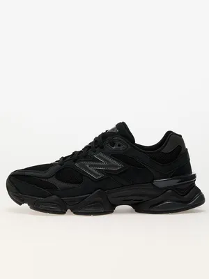 Zdjęcie produktu dla Kup buty New Balance U9060ZGE Black Cement w sklepie Kicksshop. Sportowe czarne i szare męskie trampki o nowoczesnym designie i wygodnym kroju.