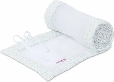 Produktbild von babybay Nestchen Mesh passend für Modell Maxi, Boxspring, Comfort und Comfort Plus, weiß Glitzersterne mint