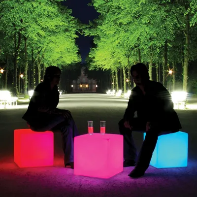 Produktbild von Moree Outdoor Akku LED Sitzwürfel Cube mit Farbwechsel IP54 LED Würfel Hocker Quadratisch