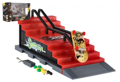 Immagine prodotto di Skatepark - skateboard finger screw con rampa in plastica 8cm con accessori mix di tipi in scatola 28x18cm