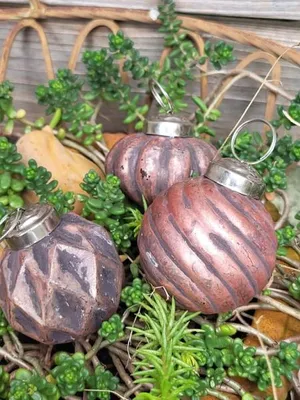 Produktbild von Christbaumkugeln Kabli, 6er Set, antikrouge