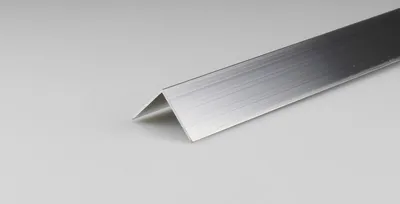 Obrázok produktu pre Hliníkový rohový profil 15x15mm/2.6m