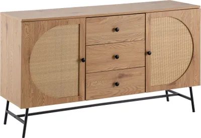 Sideboard 140x80x40cm Eiche-Dekor mit zwei Rattantüren, drei Schubladen und schwarzen Metallbeinen in Gesamtansicht.