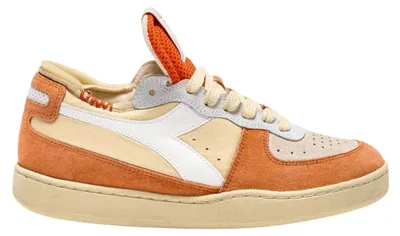 Image de Chaussures de sport pour hommes Diadora, modèle Mi Basket Row Cut, en daim orange, taille 43