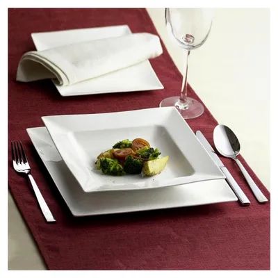 Produktbild von Tafelservice für 6 Personen aus weißem Porzellan, 18-teilig, spülmaschinen- und mikrowellengeeignet, modernes eckiges Design