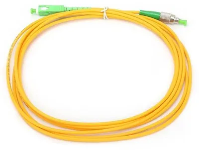 Image de Accessoires pour cavaliers à fibre optique - Pigtail en PVC pour les communications par fibre optique : câble SC/APC-FC/APC
