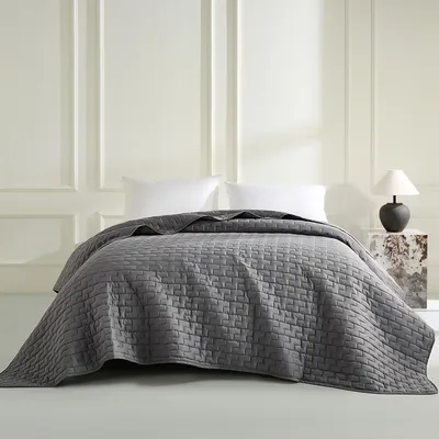 Produktbild von Graue Tagesdecke 170 x 210 cm - Vielseitige Steppdecke als Bettüberwurf oder Sofaüberwurf