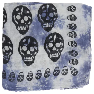 Produktbild von Baumwolltuch Totenköpfe 1 blau schwarz quadratisches Tuch