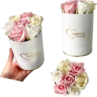 Produktbild von Flowerbox Inspiruj - Weiße Box mit Seifenrosen - Nr. 12 Hellrosa Mix