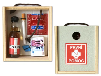 Obrázok produktu pre Prvá pomoc - drevená škatuľka záchrany CZ