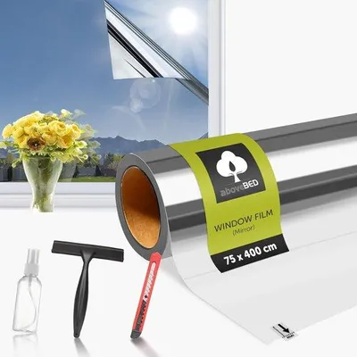 Obrázek produktu pro Stříbrná okenní fólie – tepelná izolace a ochrana před zvědavými pohledy