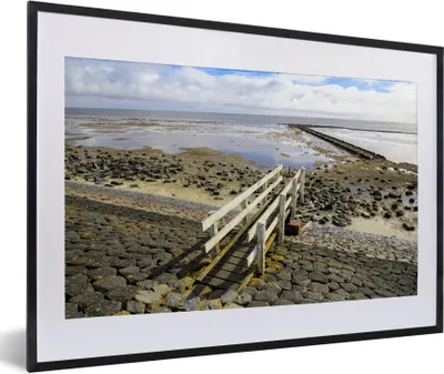 Produktbild von MuchoWow® MuchoWow® Gerahmtes Poster Aufwachen auf Vlieland 60x40 cm - Poster mit zchwarzem Bilderrahmen - Schlafzimmer - Plakat in Rahmen - Drucken