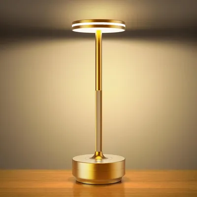 Obrázek produktu pro Dobíjecí LED stolní lampa s kapacitou 5000 mAh, s regulací jasu a třemi barevnými režimy, kovová, zlatá barva
