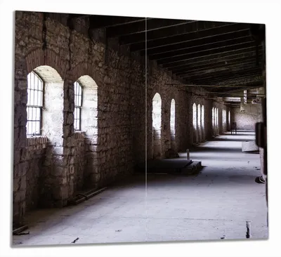 Produktbild von Wallario Herdabdeckplatte aus Glas, Größe 60 x 52 cm 2-teilig, Motiv Altes Bauwerk - stillgelegte Fabrik