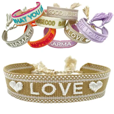 Produktbild von LS-LebenStil Canvas Statement Armband LOVE Beige Creme besticktes Stoffarmband gewebt textiles Quasten Spruch Boho Geschenk Freundschaftsarmband