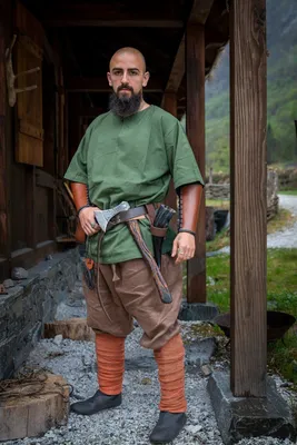 Produktbild von Wikinger-Kurzarmtunika Grün "Olaf" XXL