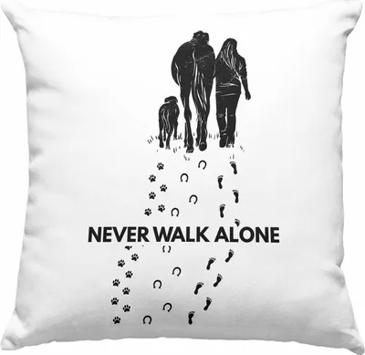 Produktbild von Trendation - Lustige Reiter Sprüche Geschenk Deko-Kissen mit Füllung 40x40 Reiterin Pferde Mädchen Geschenkidee Pferde Never Walk Alone (Grün)