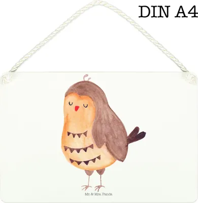 Produktbild von Mr. & Mrs. Panda Schild Eule Zufrieden DIN A4 - Weiß - Geschenk, Owl, Hochzeitstag, Waldtier, Deko Wandbild, Türschild, Romantisch, Holzschild, holzbild, Müde, Holz