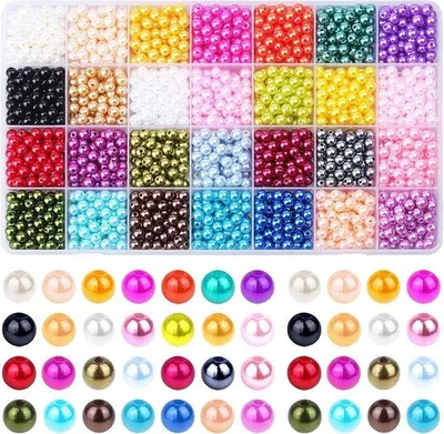 Produktbild von Famanu Perlen Set 1960 Stück – 6 mm Perlen in 28 Farben – Lose Perlen mit Löchern für Schmuckherstellung