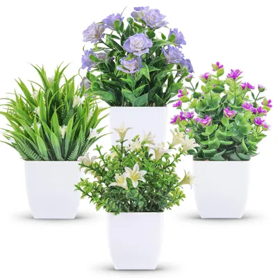 Image de Des plantes artificielles fleuries pour décorer le salon, la cuisine, le bureau et la salle de bains.