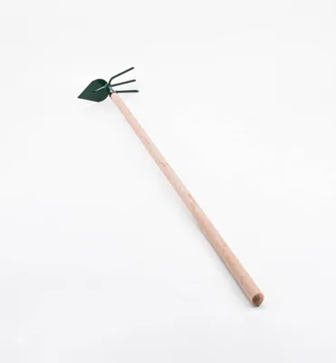 Produktbild von Dreizack-Spitzhacke für Gartenarbeiten, 1 m lang, mit Holzstiel, leicht (0,55 kg)