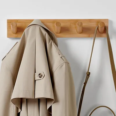 Imagen del producto de Perchero de pared de madera con 5 ganchos, multifuncional, ideal para pasillos y salones