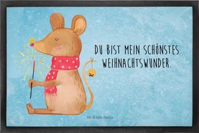 Produktbild von Mr. & Mrs. Panda Türmatte Maus Weihnachten 60 x 90 cm - Eisblau - Geschenk, Gummimatte, Weihnachtsgruß, fußmatte, Frohe, Weihnachtswunder, Schmutzfangmatte, Fussmatte