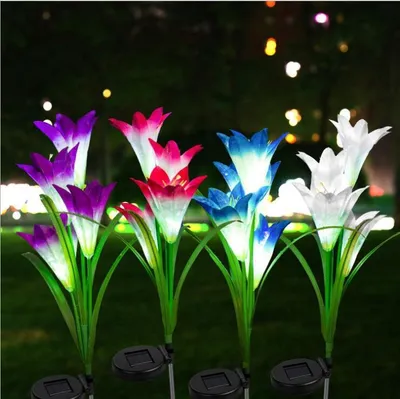 Produktbild von Solarleuchten Outdoor Garten,[4er Pack]Solar Lily Flower Light 7 farbwechselnde Solar-Gartenleuchten mit größeren Blumen und Solarpanel-Gartenornamenten für Yard Party Christmas