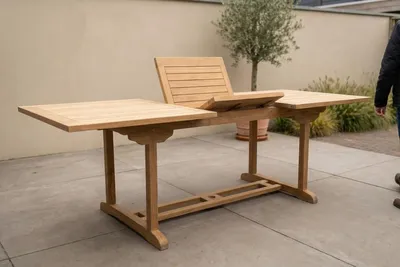 Produktbild von Ausziehbarer Gartentisch  Teak 180-240 x 100 cm | Mit Sonnenschirmloch