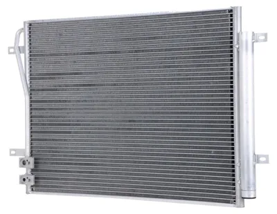 Immagine prodotto di Condensatore per climatizzatore con essiccatore e alette di raffreddamento saldate HELLA, ad esempio per VW PASSAT