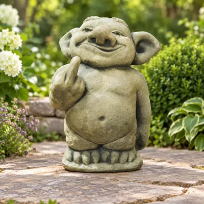 Produktbild von Steinguss Deko Gartenfigur Troll mit Stinkefinger