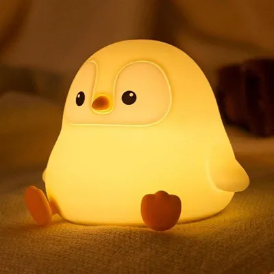 Produktbild von Silikonpinguin-Nachttischlampe, oplaadbar, 2 Dimmer, sponsartig, ideal für Büro und Geschenk.