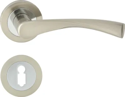 Produktbild von DOMINO Türgriff Drückergarnitur BB-Buntbart Set | Rund BB Rosette | Türklinke für Zimmertür, Bürotür, Kellertür & Innentür | Türbeschläge aus Aluminium | Chrom/Nickel Türdrückergarnitur | ROMANA-R  M6/M9