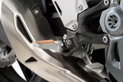 Produktbild von PUIG 9189P Vintage Fußrasten  passend fuer YAMAHA T-MAX 560 TECH MAX Silber
