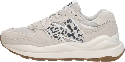 Produktbild von New Balance 5740  Sneakers Laag - Beige - Maat 42.5