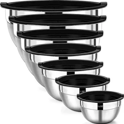 Produktbild von Unyqoos® Edelstahl-Rührschüssel-Set 7-teilig mit luftdichten Deckeln, stapelbar & spülmaschinenfest, Größen 5, 3.5, 2.5, 2, 1.5, 1.1, 0.67 QT zum Mischen & Servieren